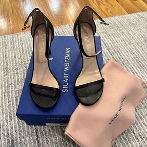 Stuart Weisman Nudistrong in black